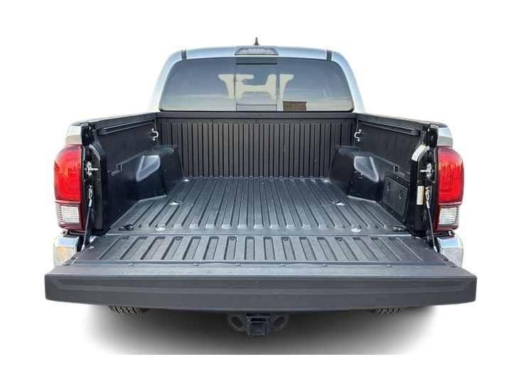 Thumbnail: 2023 Toyota Tacoma - 19