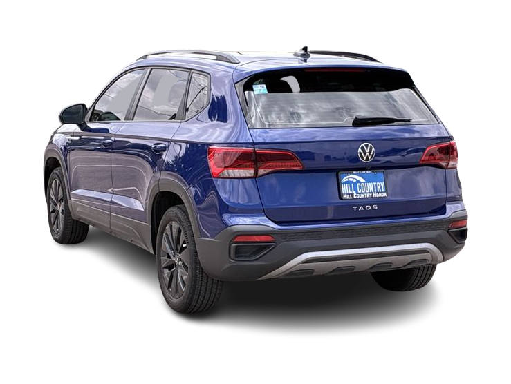 Thumbnail: 2023 Volkswagen Taos - 4