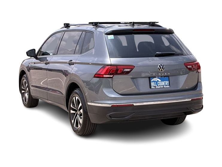 Thumbnail: 2023 Volkswagen Tiguan - 4