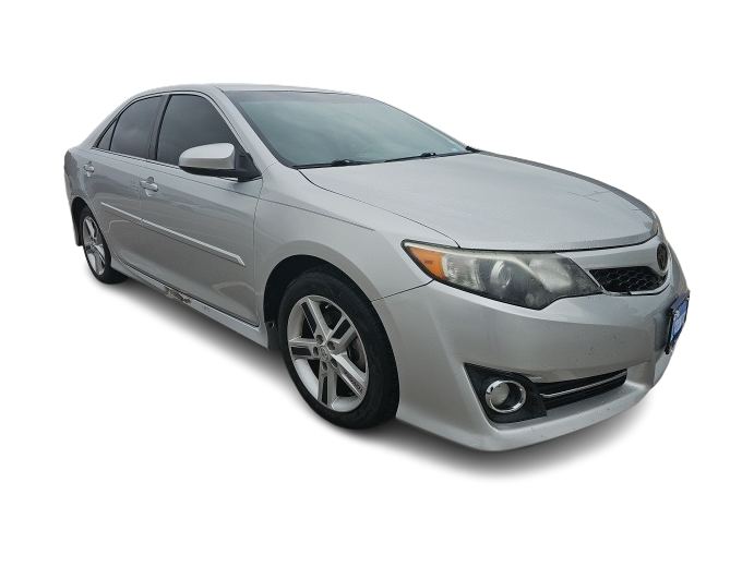 Thumbnail: 2014 Toyota Camry - 14