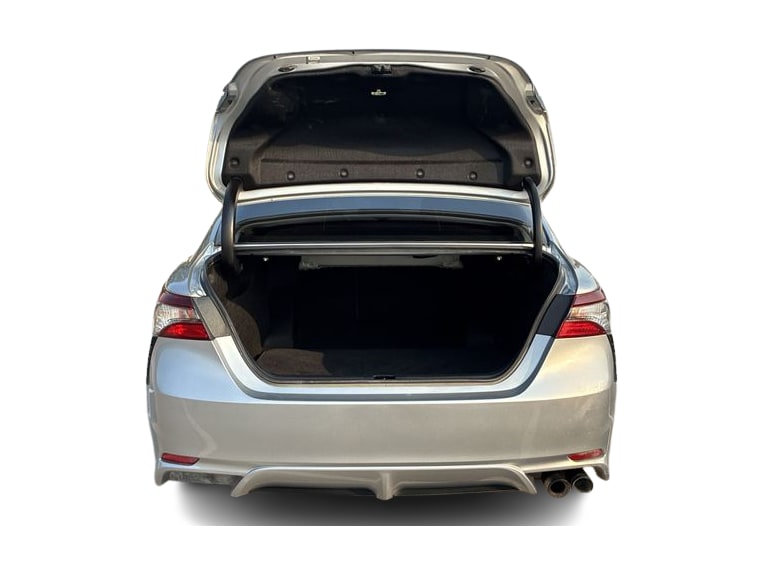 Thumbnail: 2024 Toyota Camry - 18