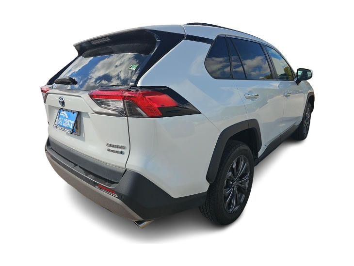 Thumbnail: 2023 Toyota RAV4 - 17