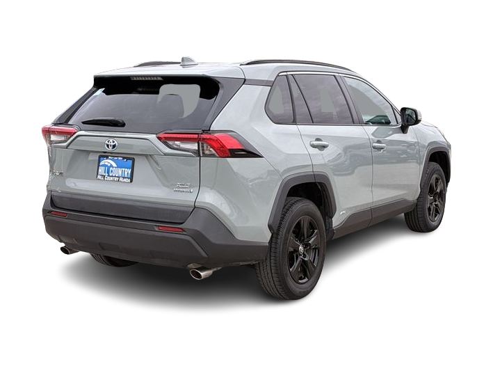 Thumbnail: 2022 Toyota RAV4 - 21