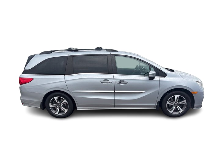 Thumbnail: 2018 Honda Odyssey - 16