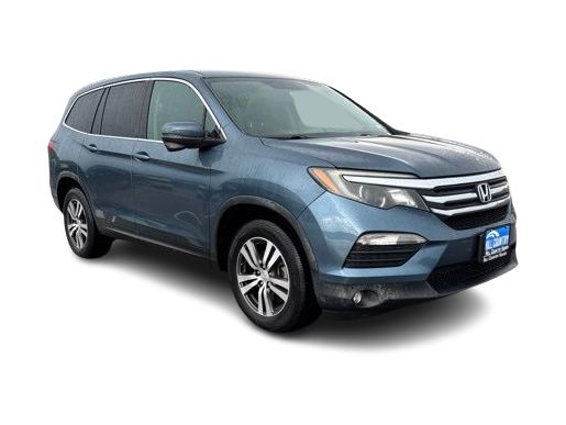 Thumbnail: 2017 Honda Pilot - 16