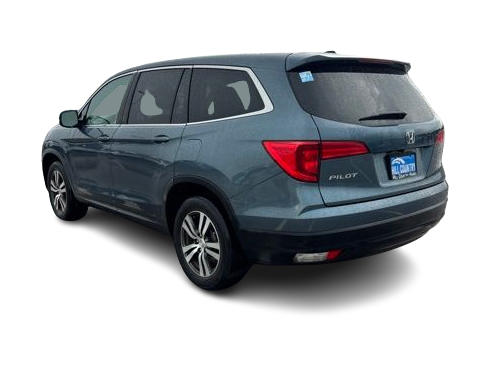Thumbnail: 2017 Honda Pilot - 4