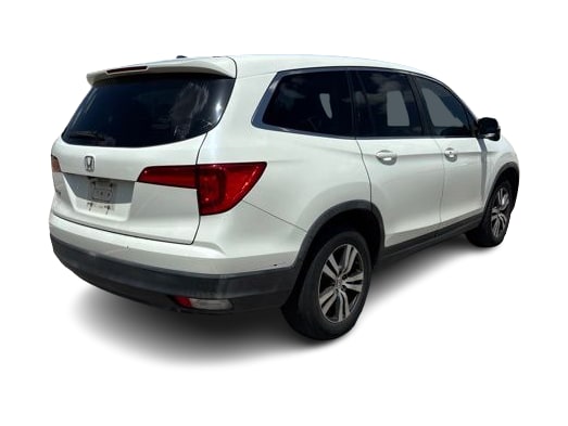 Thumbnail: 2017 Honda Pilot - 16