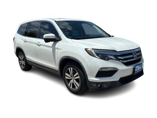 Thumbnail: 2017 Honda Pilot - 18