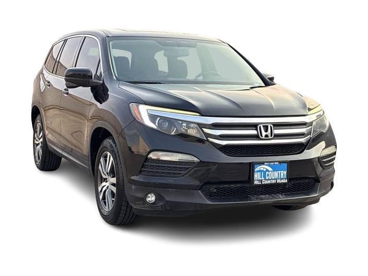 Thumbnail: 2017 Honda Pilot - 24
