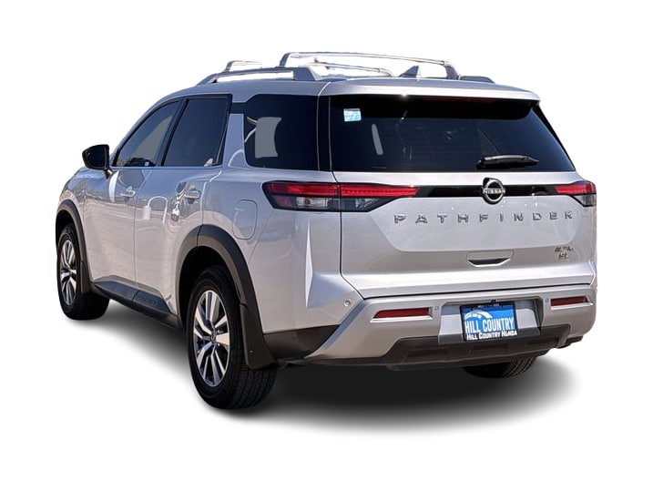 Thumbnail: 2022 Nissan Pathfinder - 4
