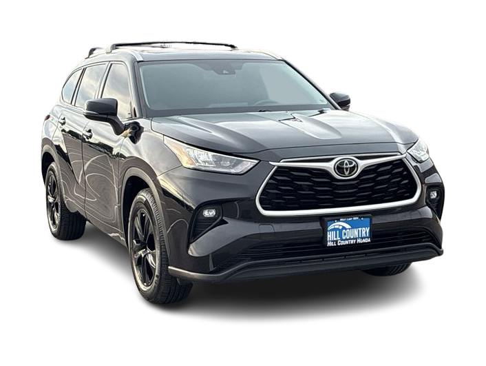Thumbnail: 2020 Toyota Highlander - 6