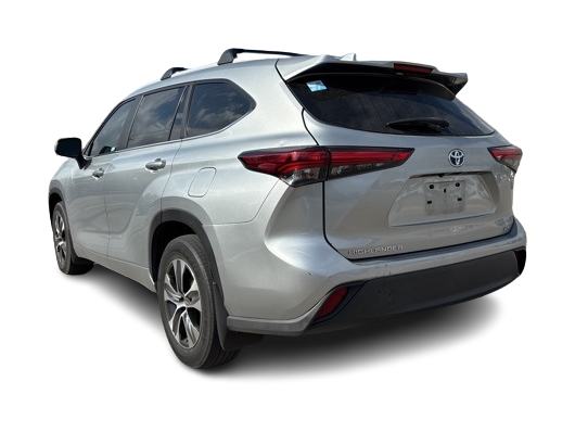 Thumbnail: 2023 Toyota Highlander - 4