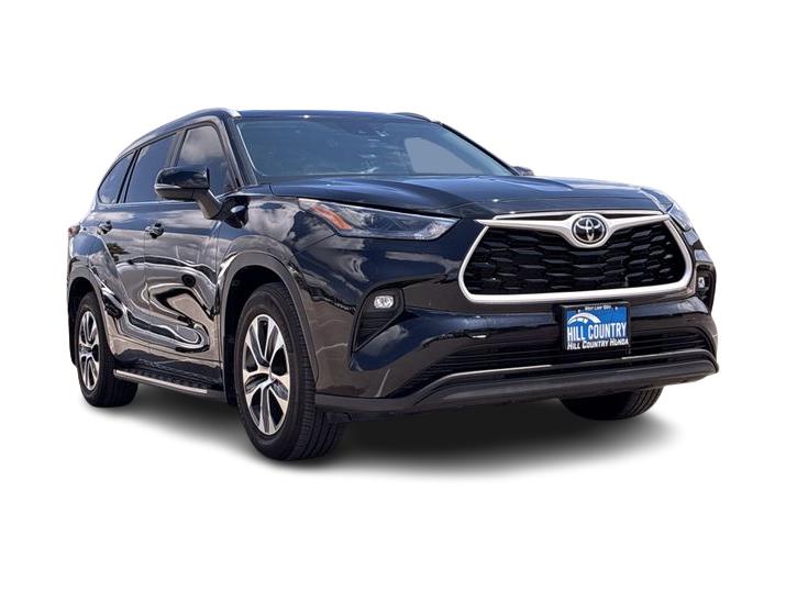 Thumbnail: 2024 Toyota Highlander - 24