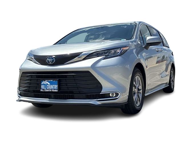 Thumbnail: 2021 Toyota Sienna - 25