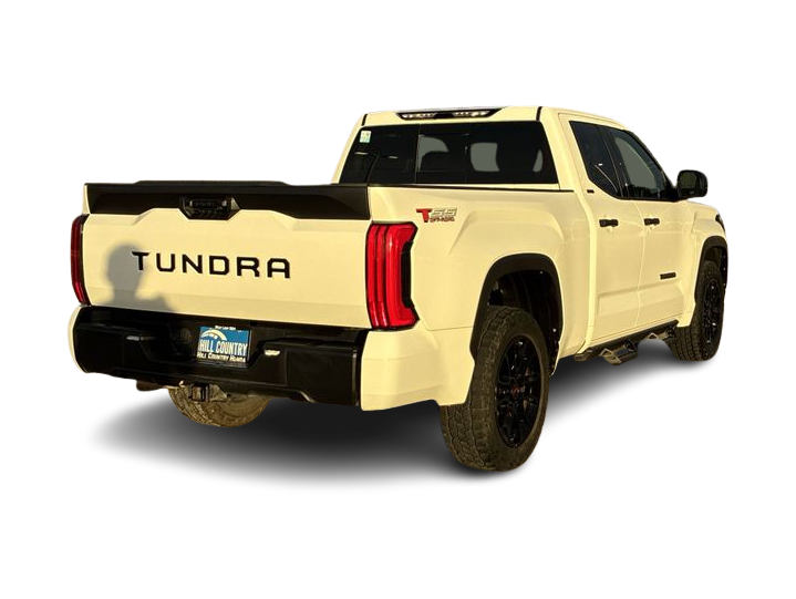 Thumbnail: 2022 Toyota Tundra - 12