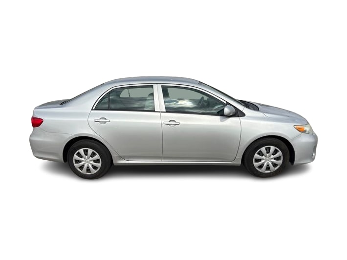 Thumbnail: 2012 Toyota Corolla - 18
