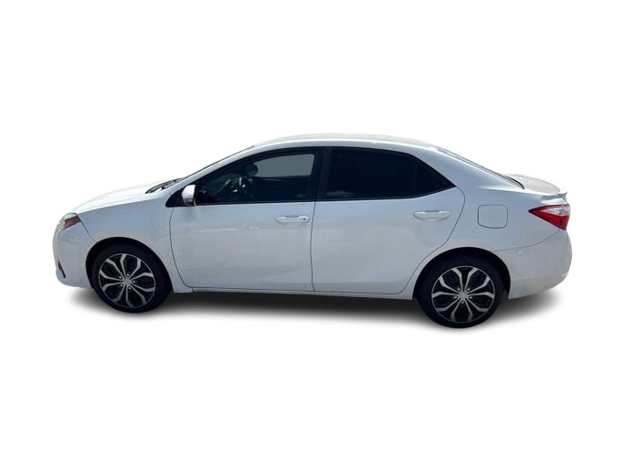Thumbnail: 2015 Toyota Corolla - 3