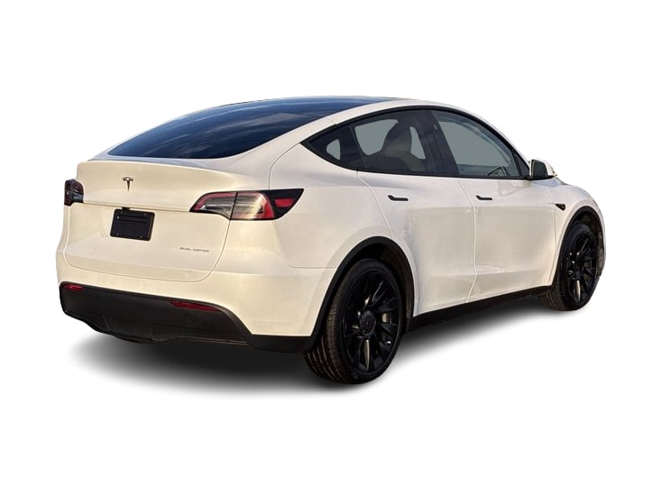 Thumbnail: 2024 Tesla Model Y - 18