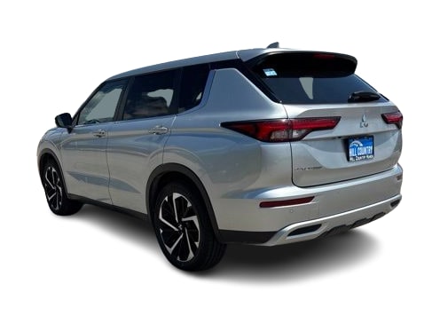 Thumbnail: 2024 Mitsubishi Outlander - 4