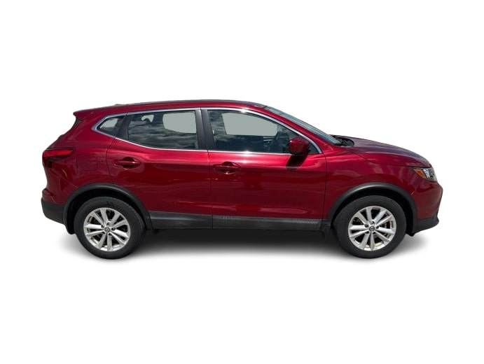 Thumbnail: 2019 Nissan Rogue Sport - 17