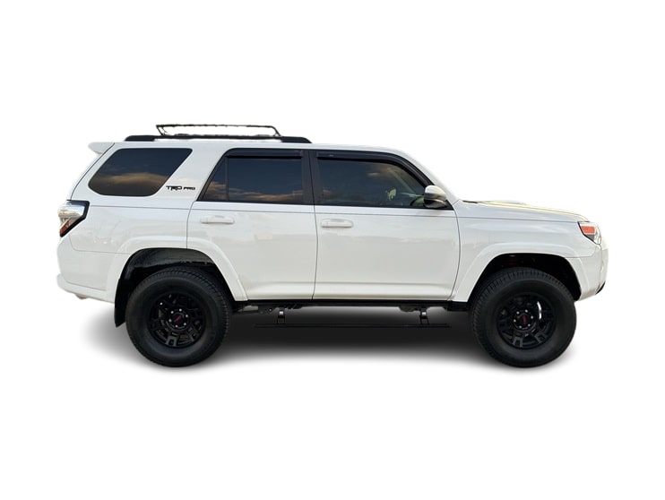 Thumbnail: 2019 Toyota 4Runner - 21