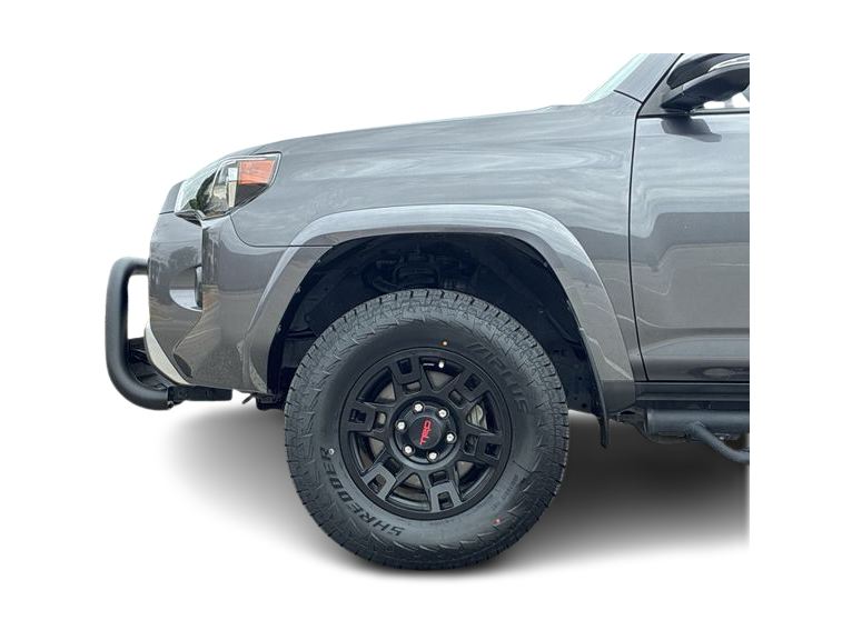 Thumbnail: 2020 Toyota 4Runner - 26