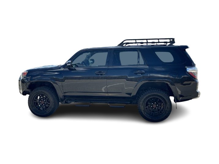 Thumbnail: 2021 Toyota 4Runner - 3