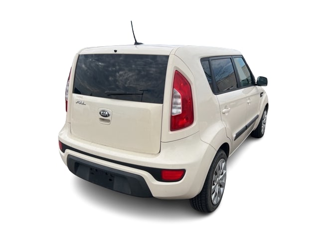 Thumbnail: 2013 Kia Soul - 16