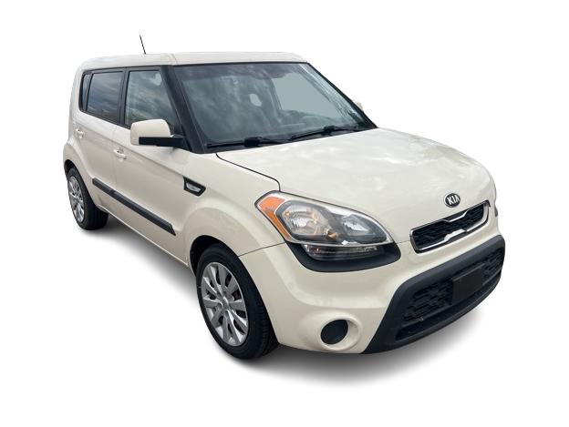 Thumbnail: 2013 Kia Soul - 18