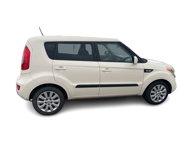 Thumbnail: 2013 Kia Soul - 17