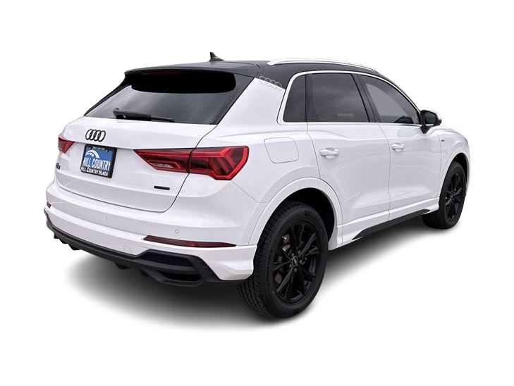 Thumbnail: 2023 Audi Q3 - 22