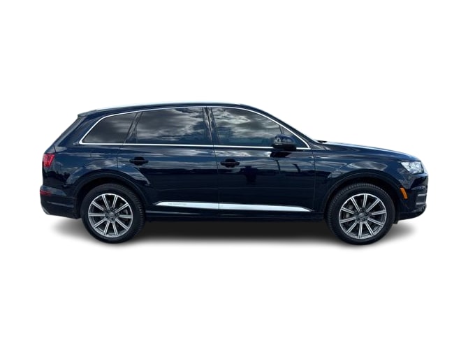 Thumbnail: 2017 Audi Q7 - 16