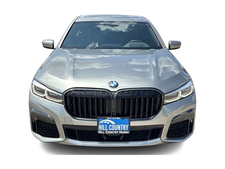 Thumbnail: 2022 BMW 7 Series - 24
