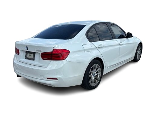 Thumbnail: 2016 BMW 3 Series - 15