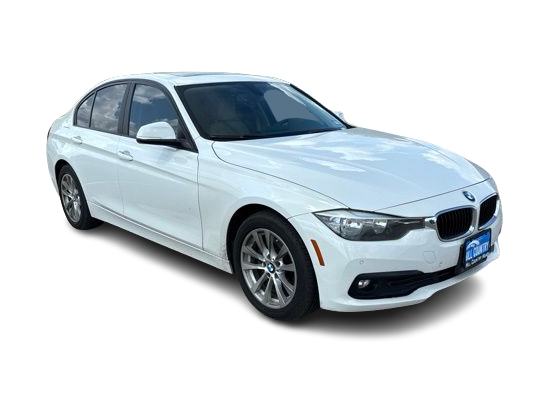 Thumbnail: 2016 BMW 3 Series - 17
