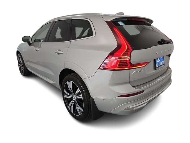2022 Volvo XC60 B5 Inscription 4