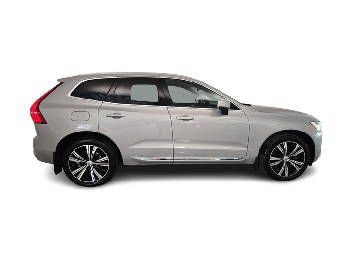 2022 Volvo XC60 B5 Inscription 22