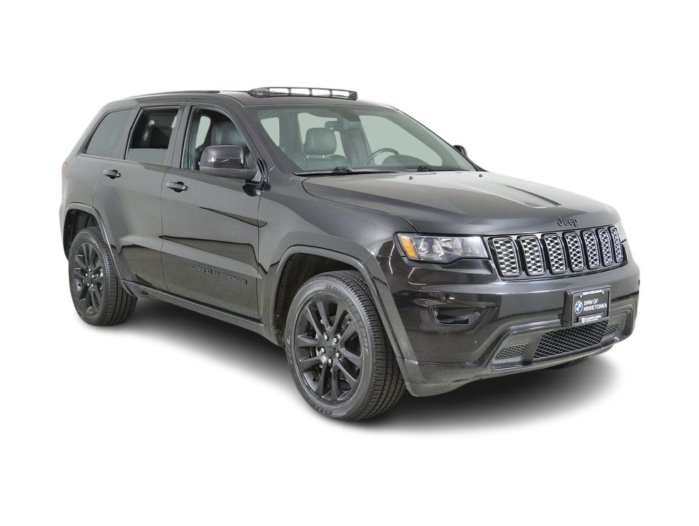 Thumbnail: 2019 Jeep Grand Cherokee - 18
