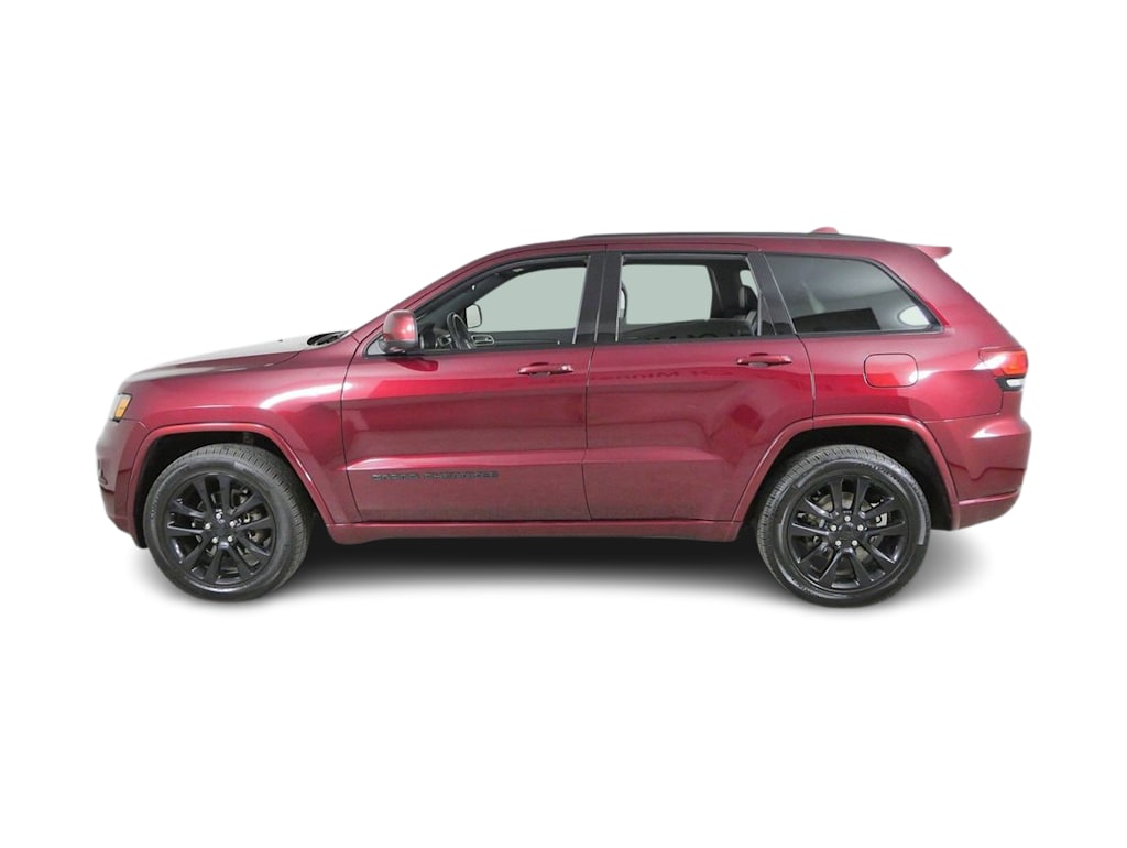 Thumbnail: 2017 Jeep Grand Cherokee - 3