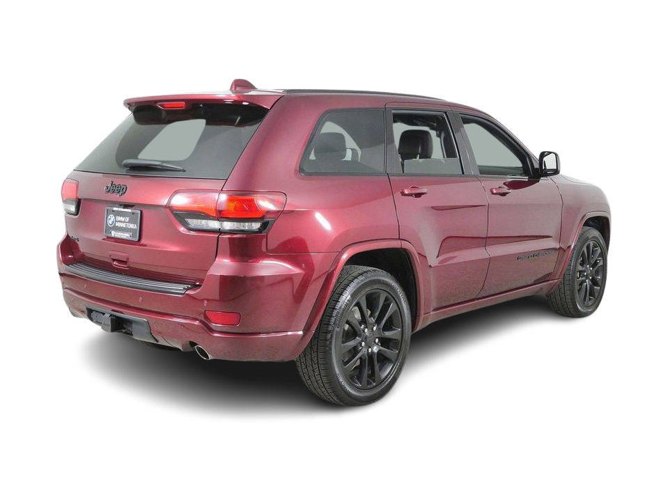 Thumbnail: 2017 Jeep Grand Cherokee - 19