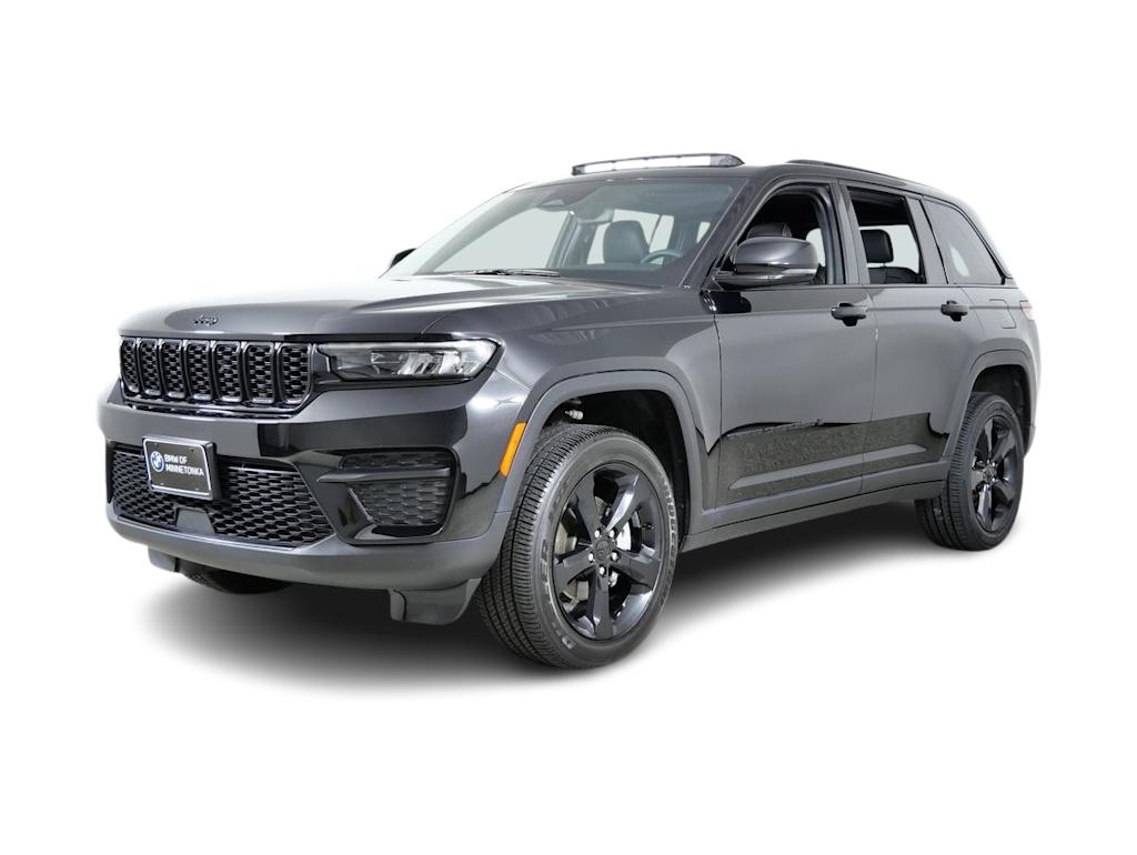 Used 2024 Jeep Grand Cherokee Altitude with VIN 1C4RJHAG5RC151295 for sale in Maplewood, Minnesota