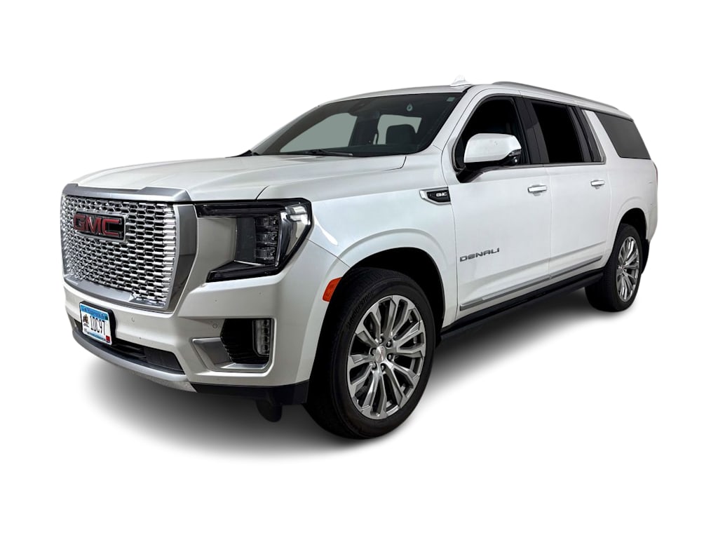 Used 2022 GMC Yukon XL Denali with VIN 1GKS2JKL6NR356783 for sale in Maplewood, Minnesota
