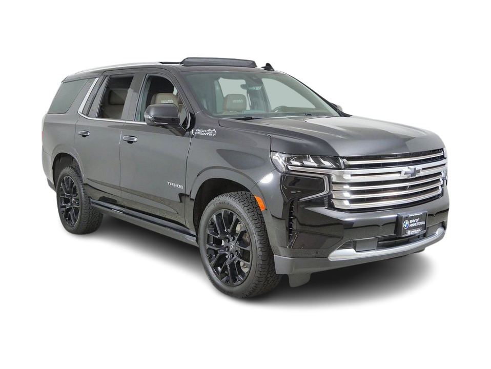 Thumbnail: 2022 Chevrolet Tahoe - 17