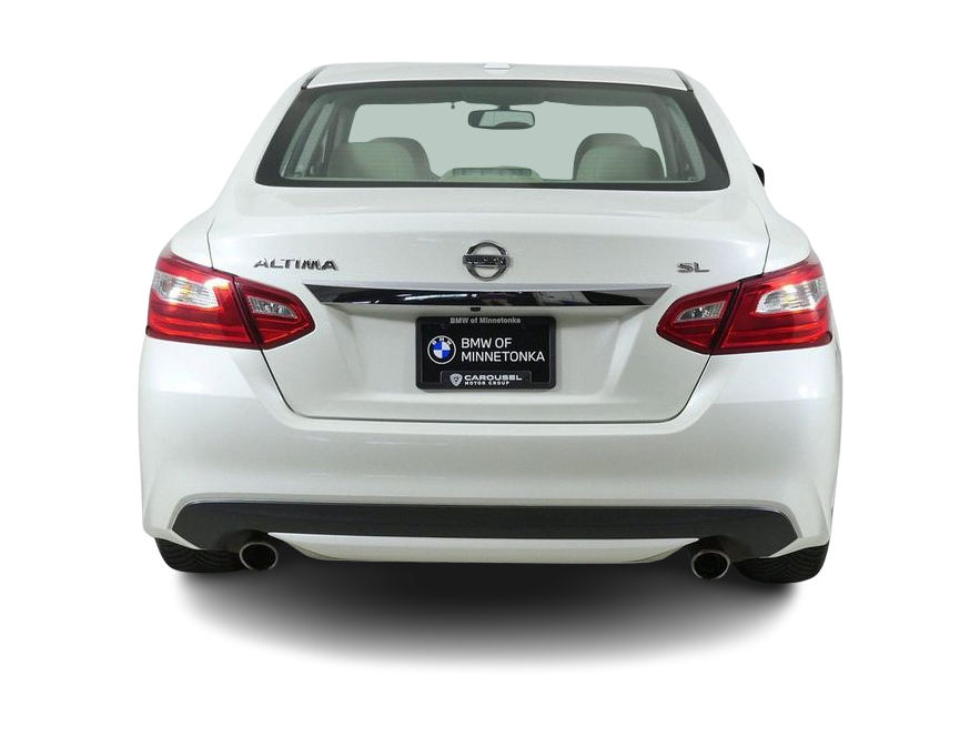 Thumbnail: 2016 Nissan Altima - 5
