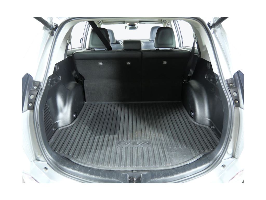 Thumbnail: 2017 Toyota RAV4 - 15