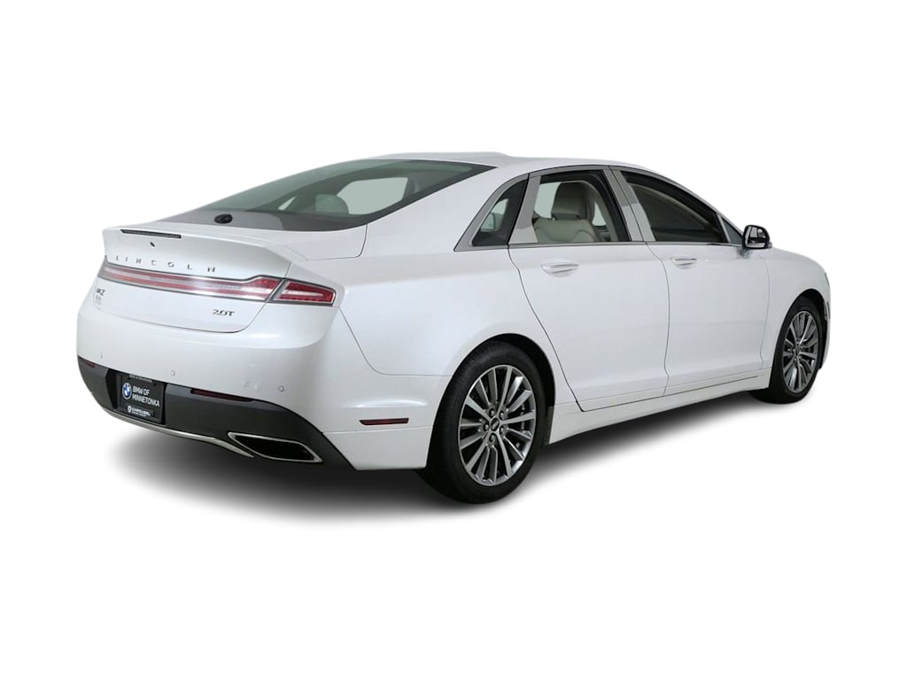 Thumbnail: 2017 Lincoln MKZ - 19