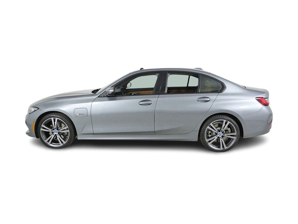 Thumbnail: 2023 BMW 3 Series - 25