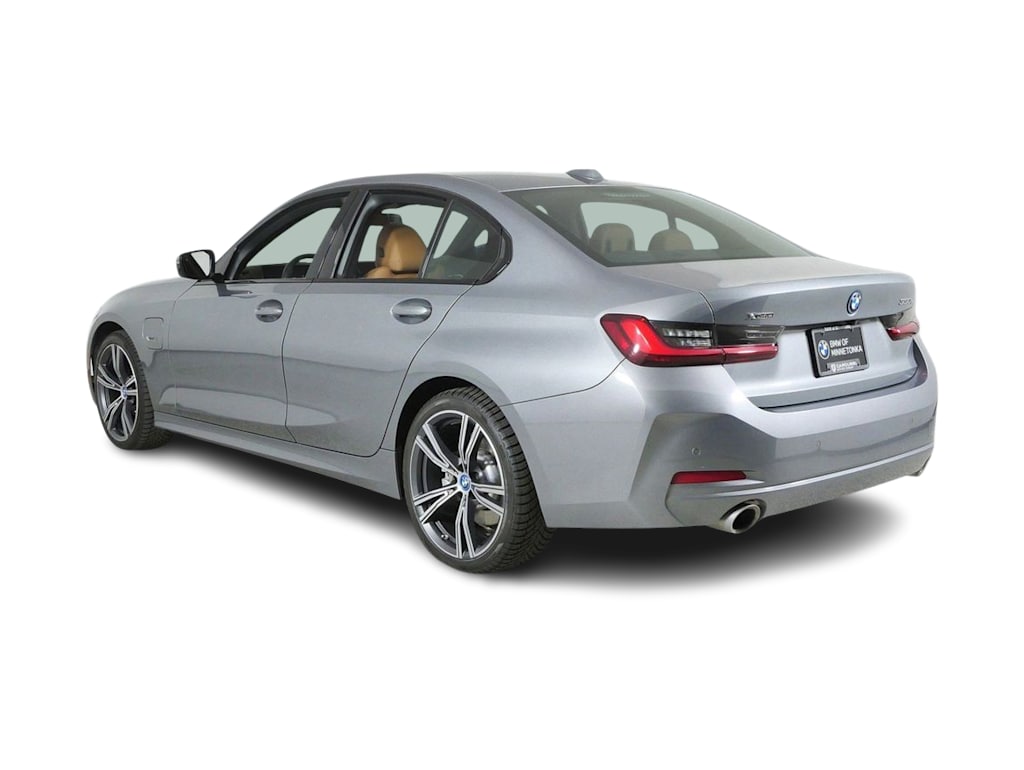 Thumbnail: 2023 BMW 3 Series - 4