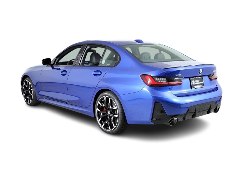 Thumbnail: 2026 BMW 3 Series - 4