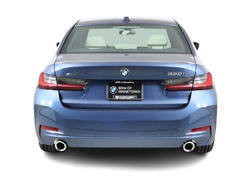 Thumbnail: 2026 BMW 3 Series - 5